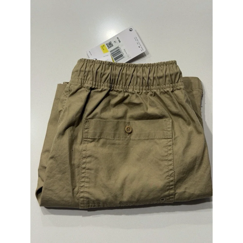 Nike Club Flow Wash Shorts HJ1946-297 Parachute Beige Mens Small NWT